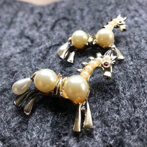 Set of 2 Vintage 60's Faux Pearl Belly Horse Pins w/ Dangling Pearl Tail